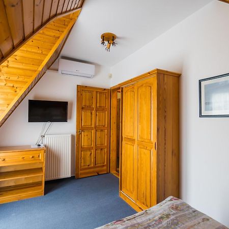 Gyorfi Apartmanhaz Zamárdi Exterior foto