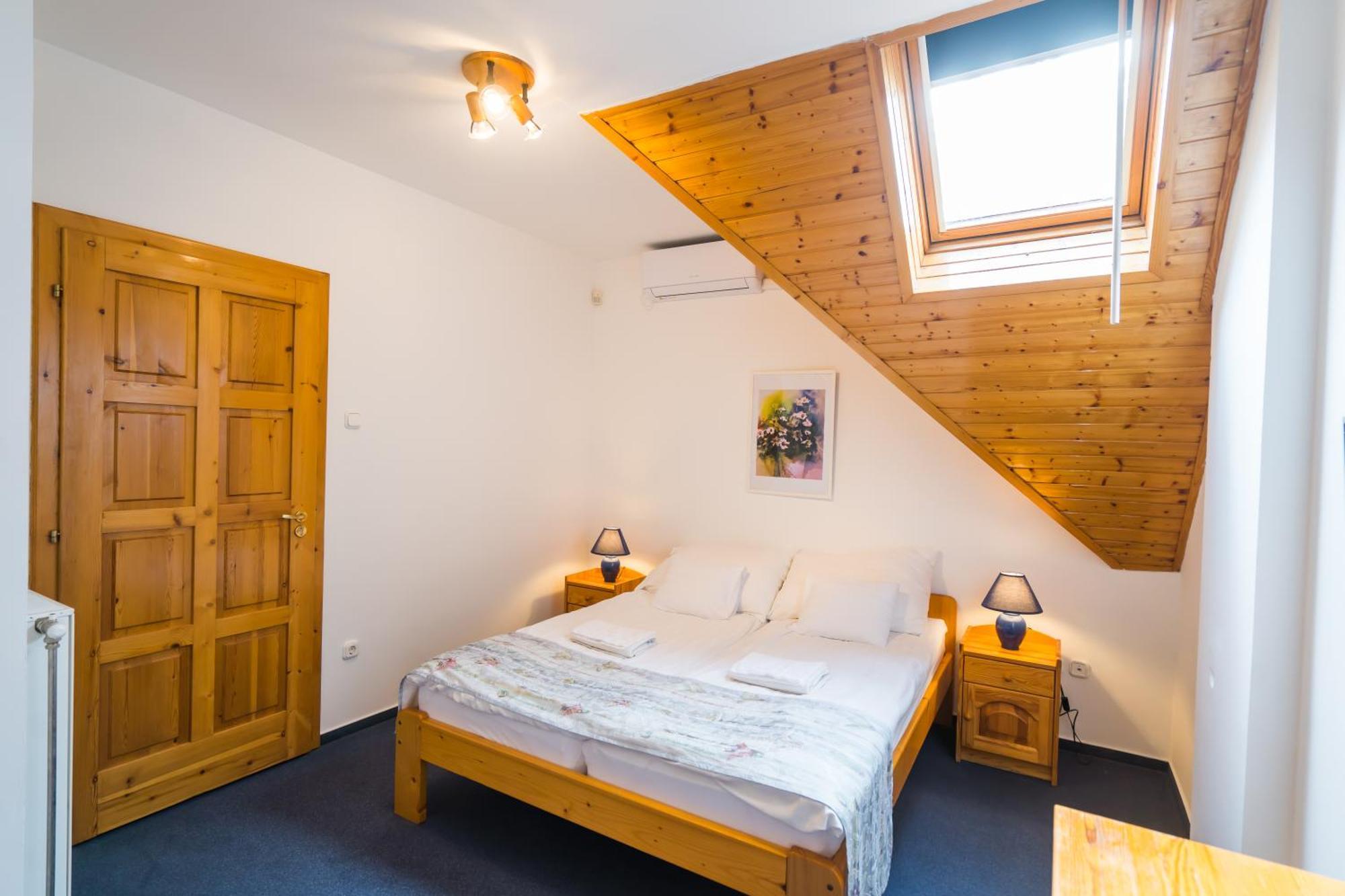 Gyorfi Apartmanhaz Zamárdi Exterior foto