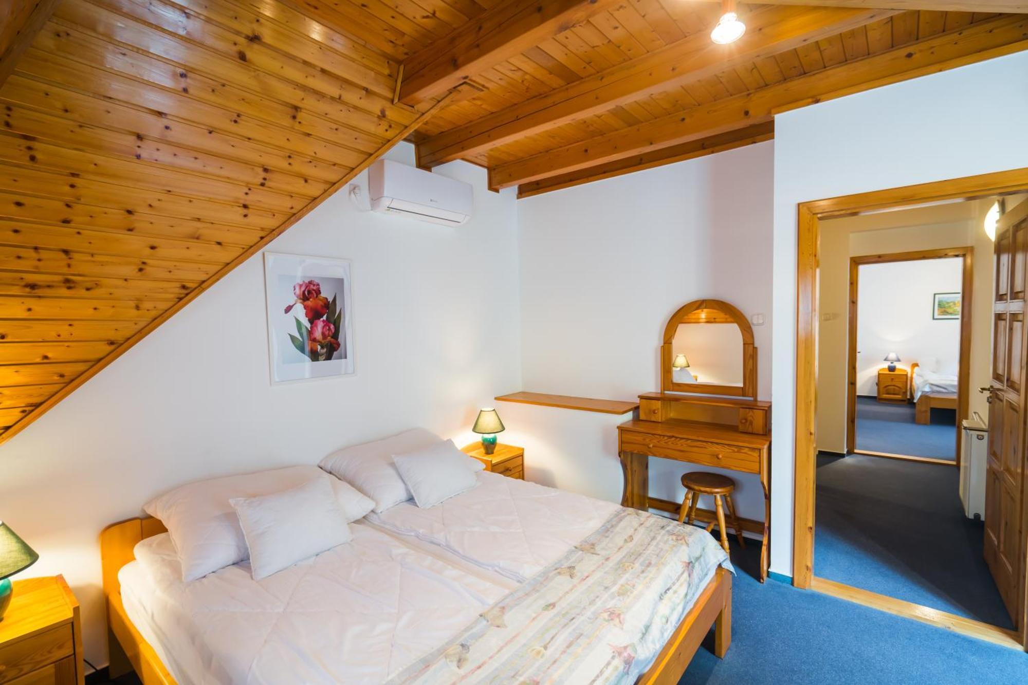 Gyorfi Apartmanhaz Zamárdi Exterior foto