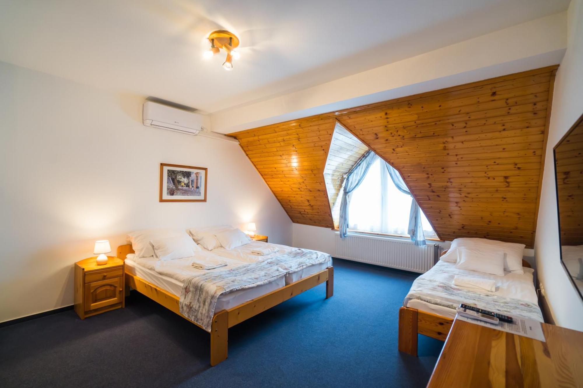 Gyorfi Apartmanhaz Zamárdi Exterior foto