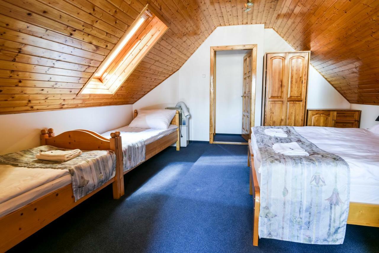 Gyorfi Apartmanhaz Zamárdi Exterior foto